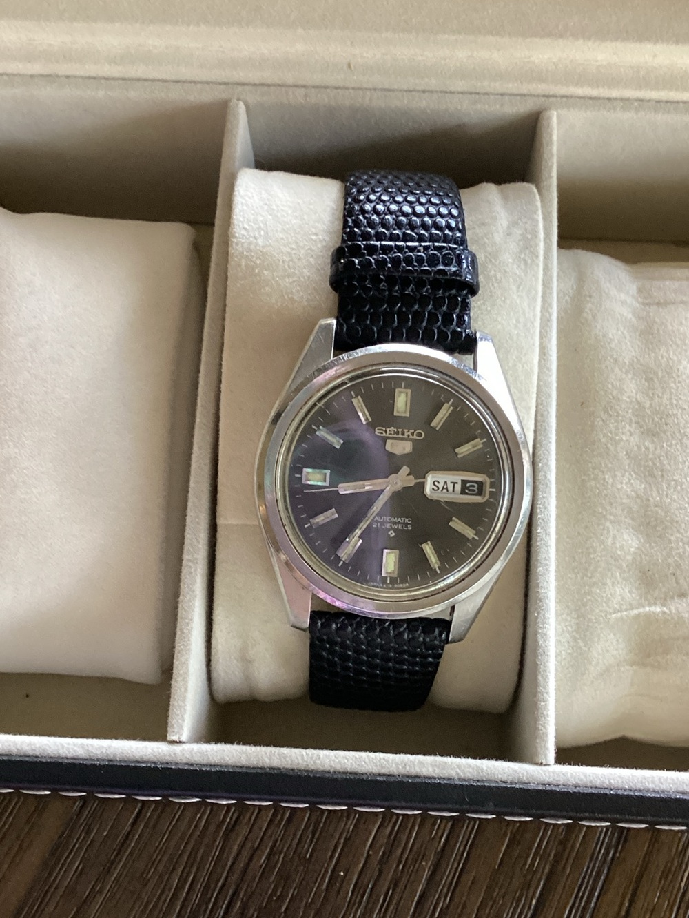 VTG Seiko Black Dial Watch with Black Lizard Leather Strap serial # 100102